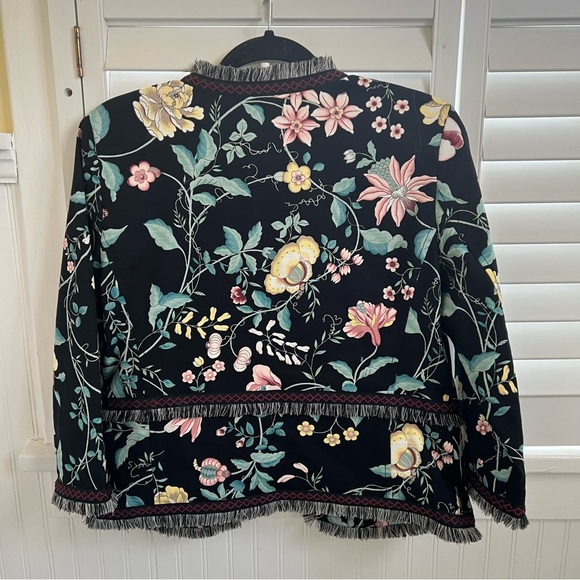 LOFT Outlet Black Floral Fringe Trim Open Front Blazer Jacket Size 8 - Picture 2 of 4